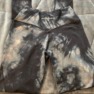 Alphalete Oil Stain Legging